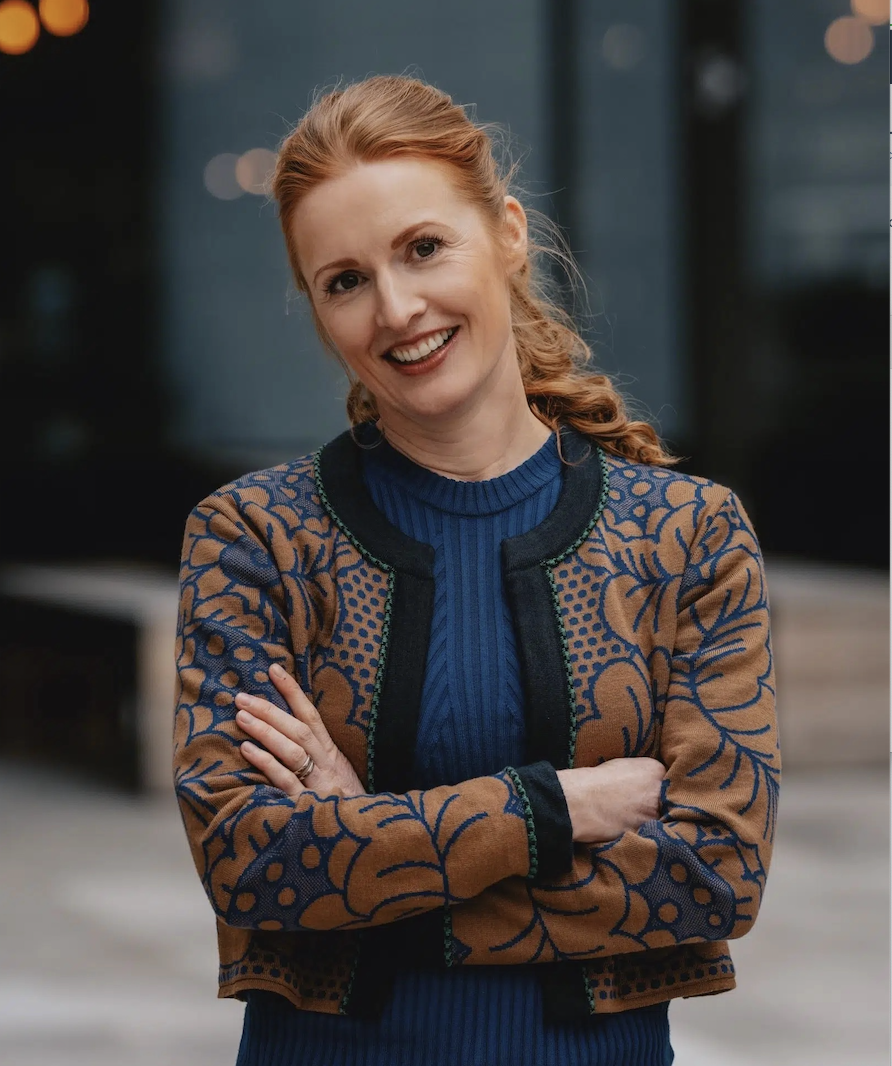 Ingse Galtung Døsvig, Adm. dir Bara